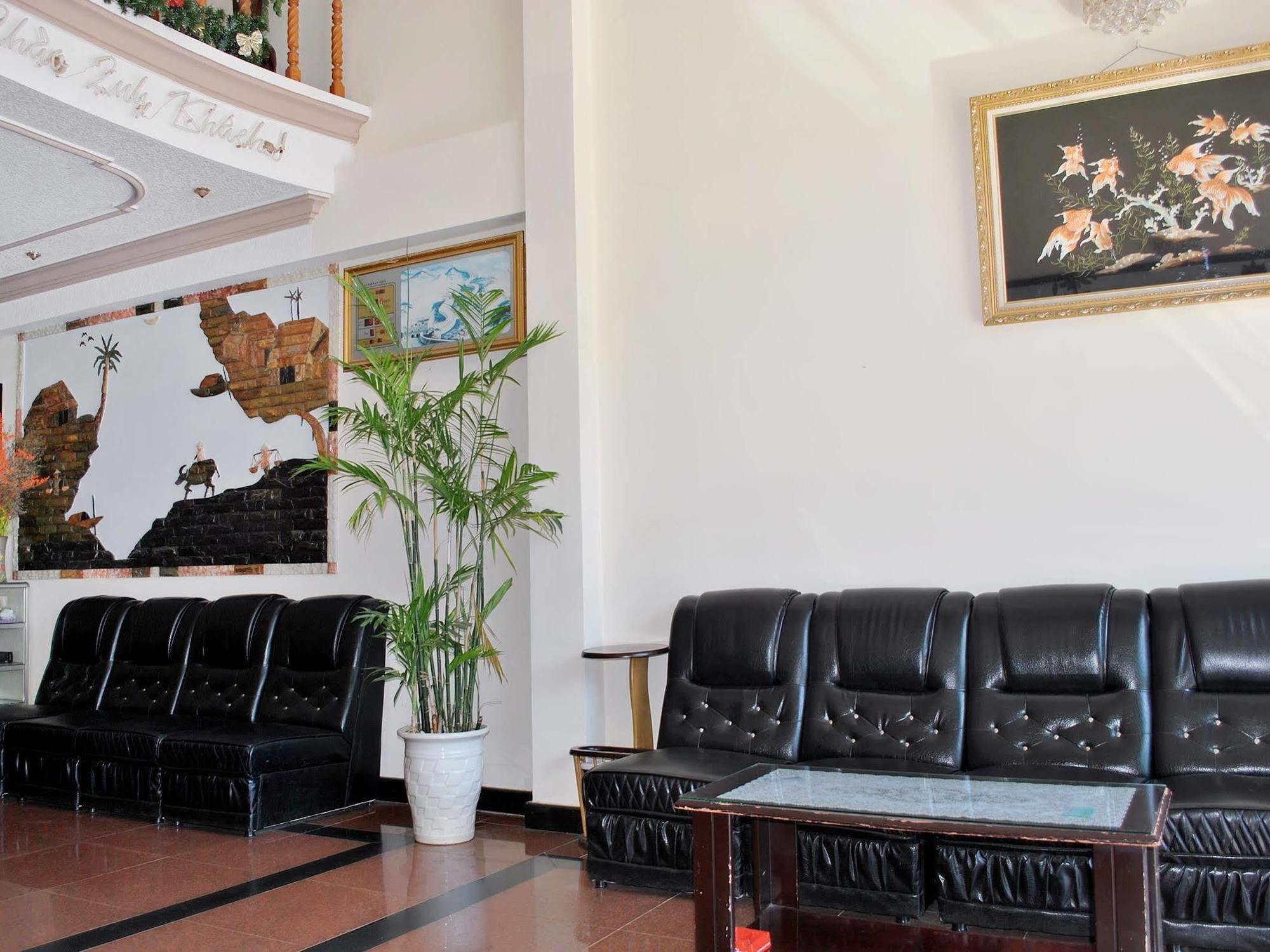 Duy Phuong Hotel Da Lat Exterior photo